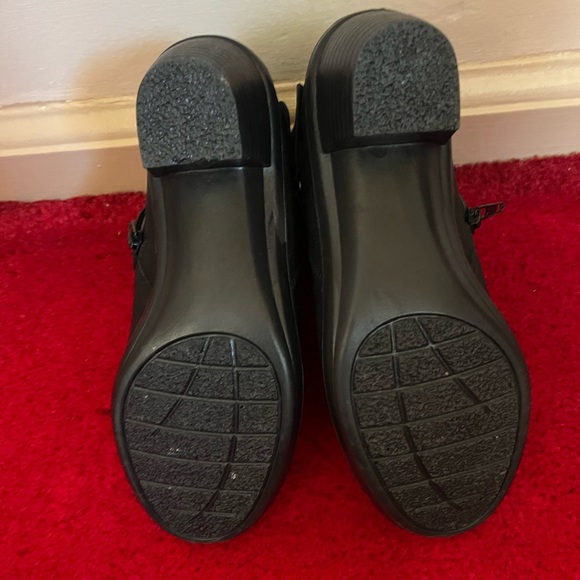 Ankle boots - Picture 6 of 9